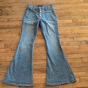Veronica Beard Light Blue Flare Jeans